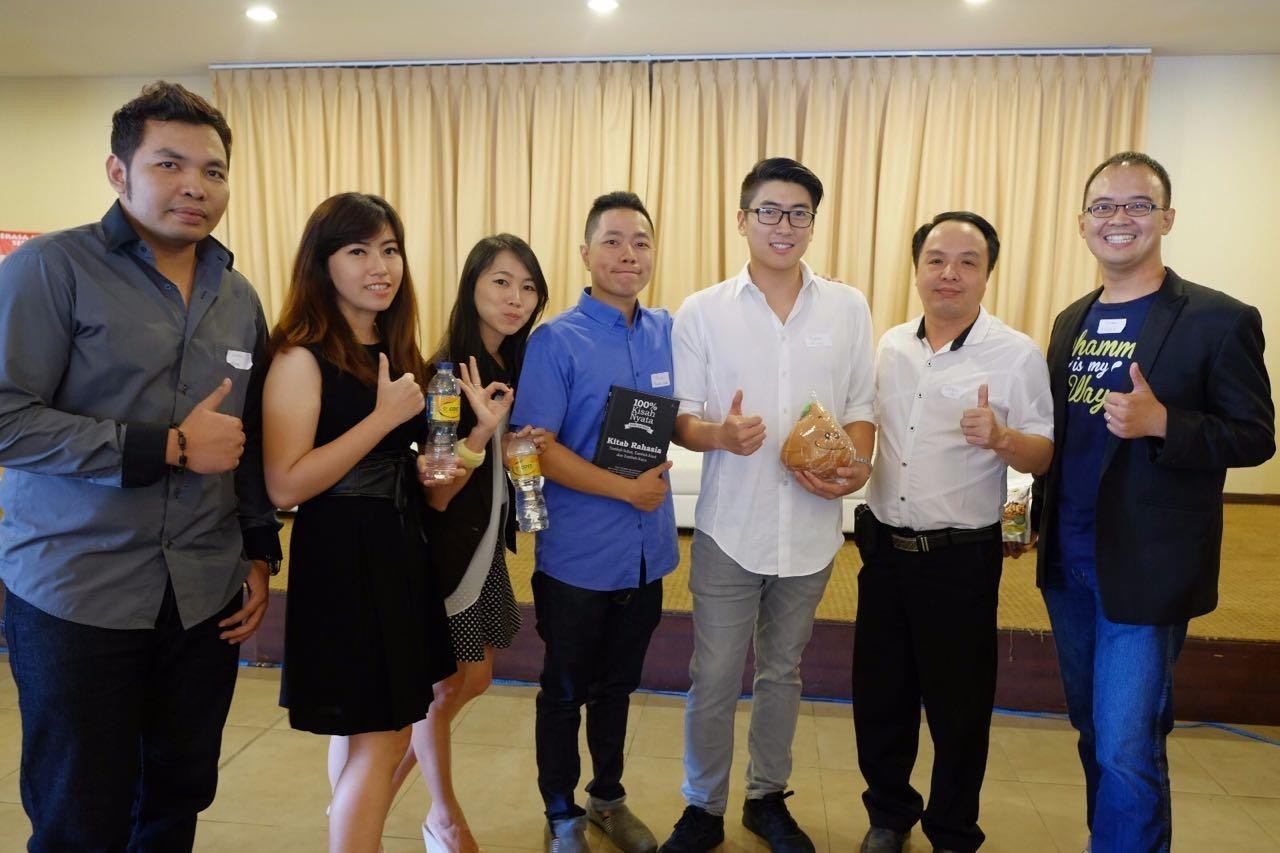 Bersama Teman2 BizzDate dan CEO D’Cost